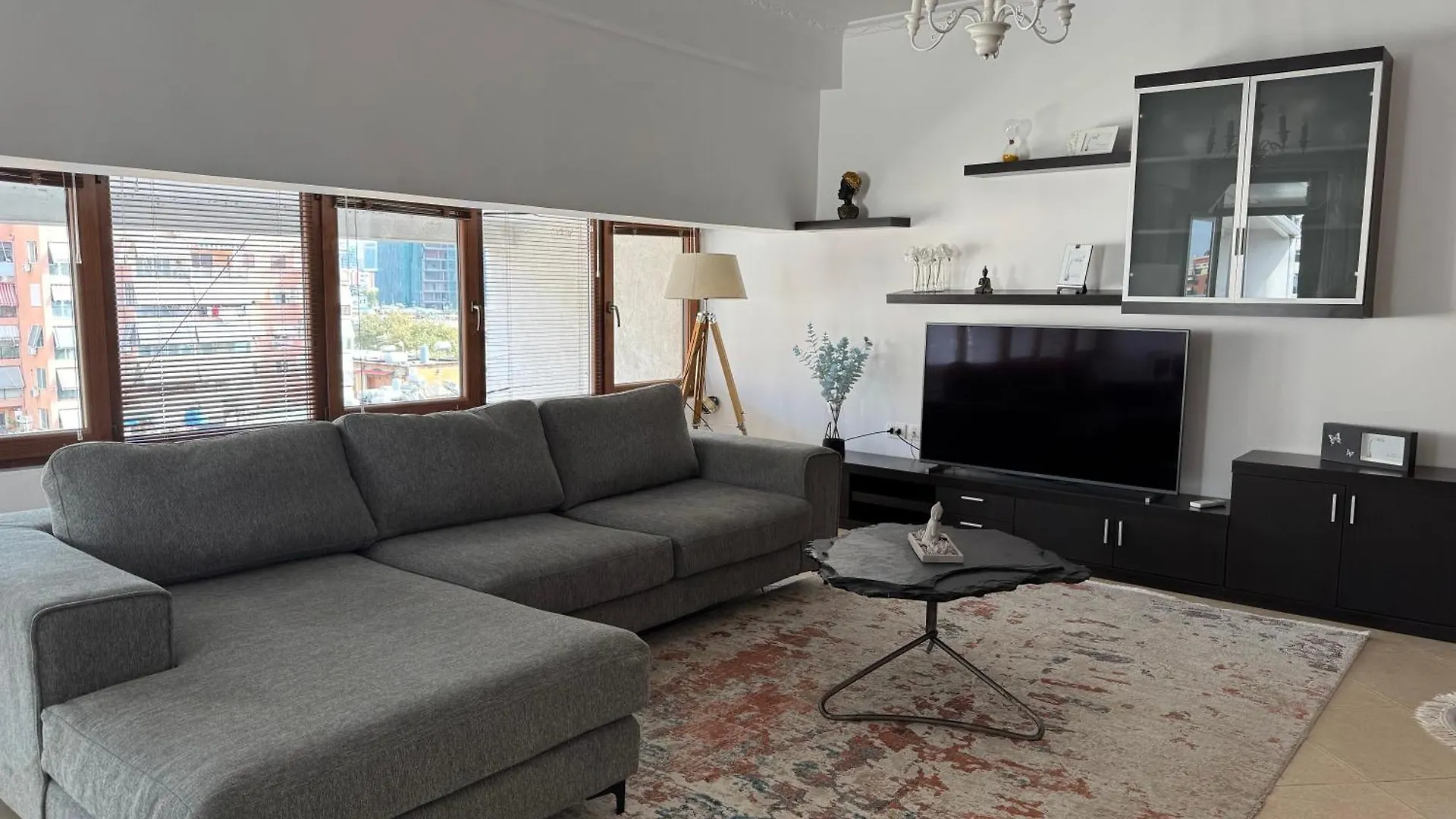 Apartamento Myslym Shyri Rooftop Tirana